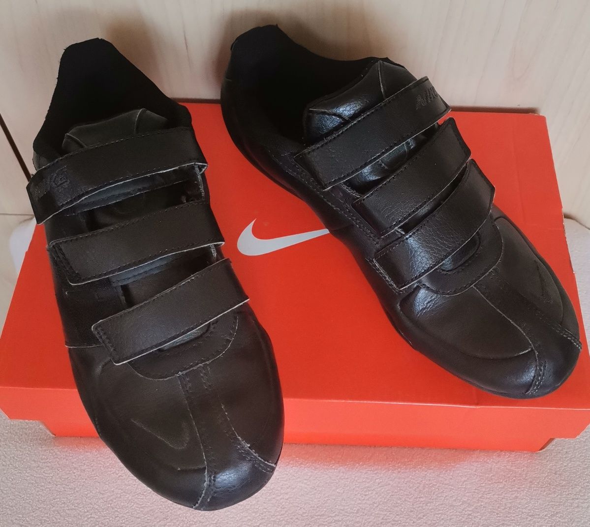 Nike roz 36.5 damskie buty sportowe na rzepy