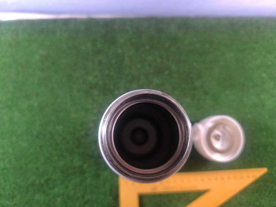 Термос дівчячій 0,5 литра , стан нового.