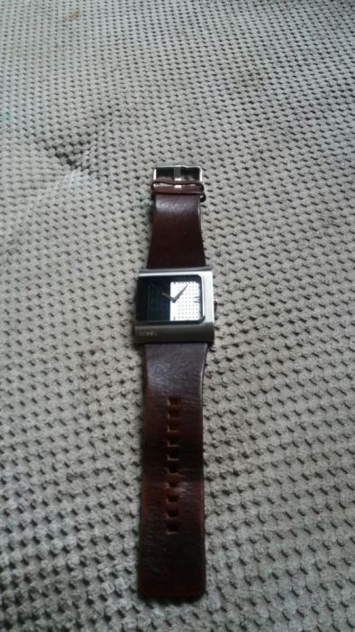 Zegarek fossil wersja limitowana