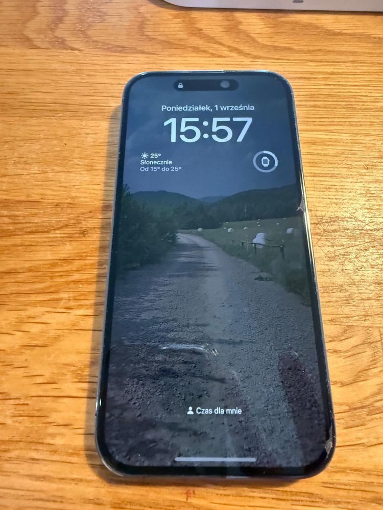 Zarezerwowane ! iPhone 14 Pro plus Apple Watch SE plus dodatki