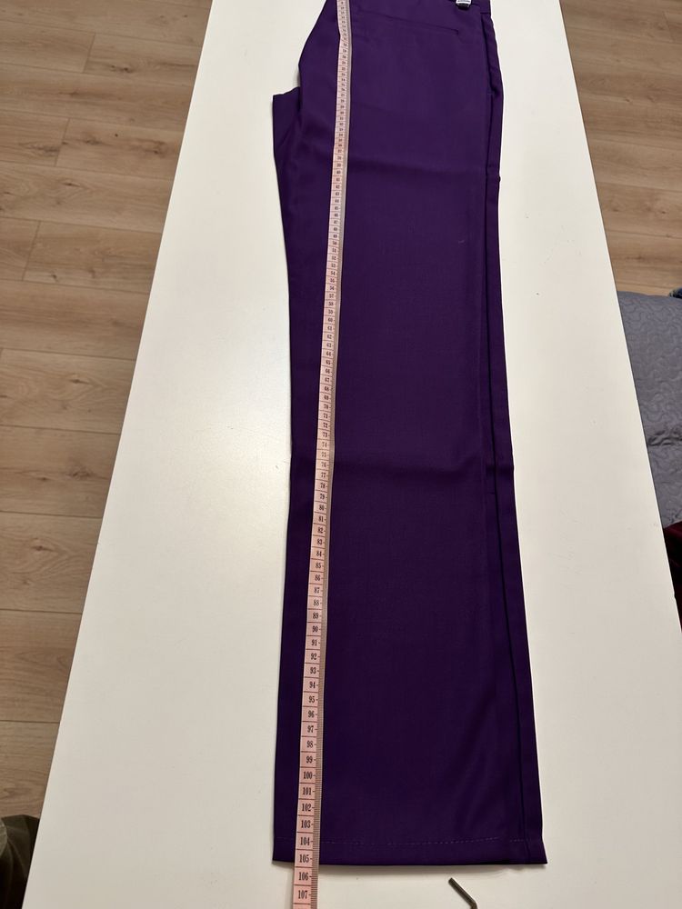 Fioletowy garnitur rozmiar M 3-częściowy