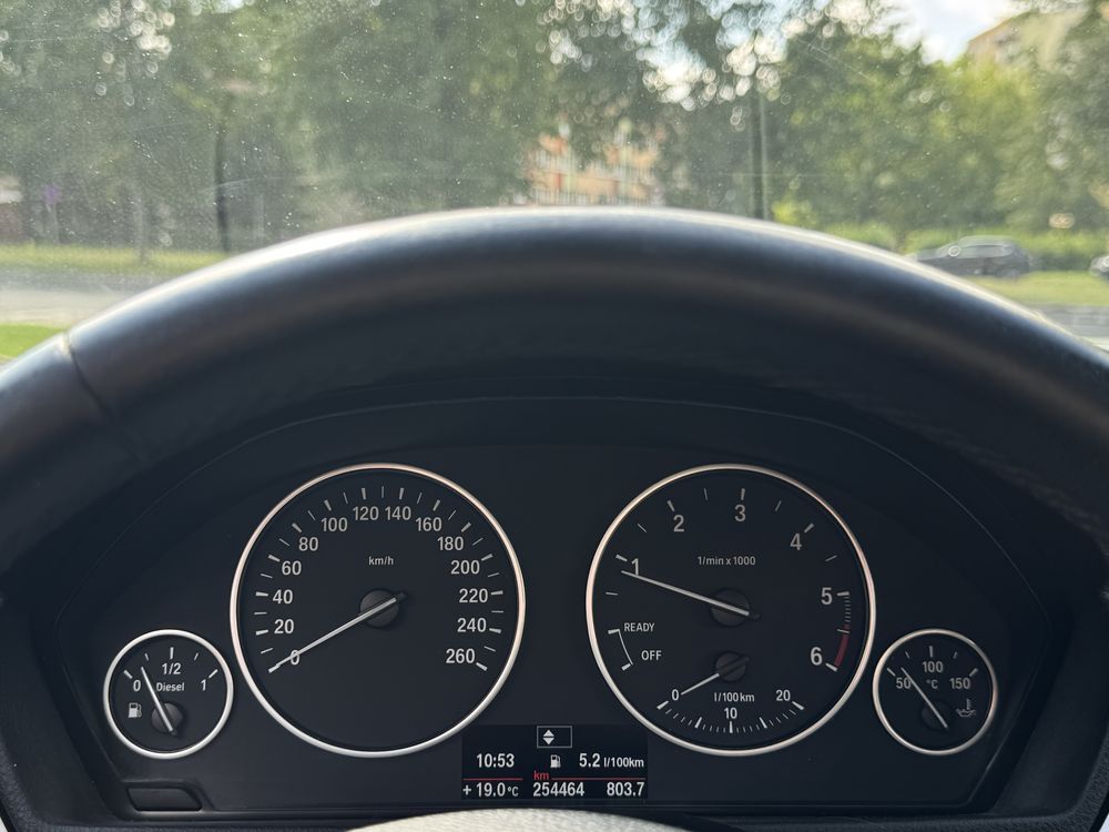 BMW F30 320D Efficient Dynamics