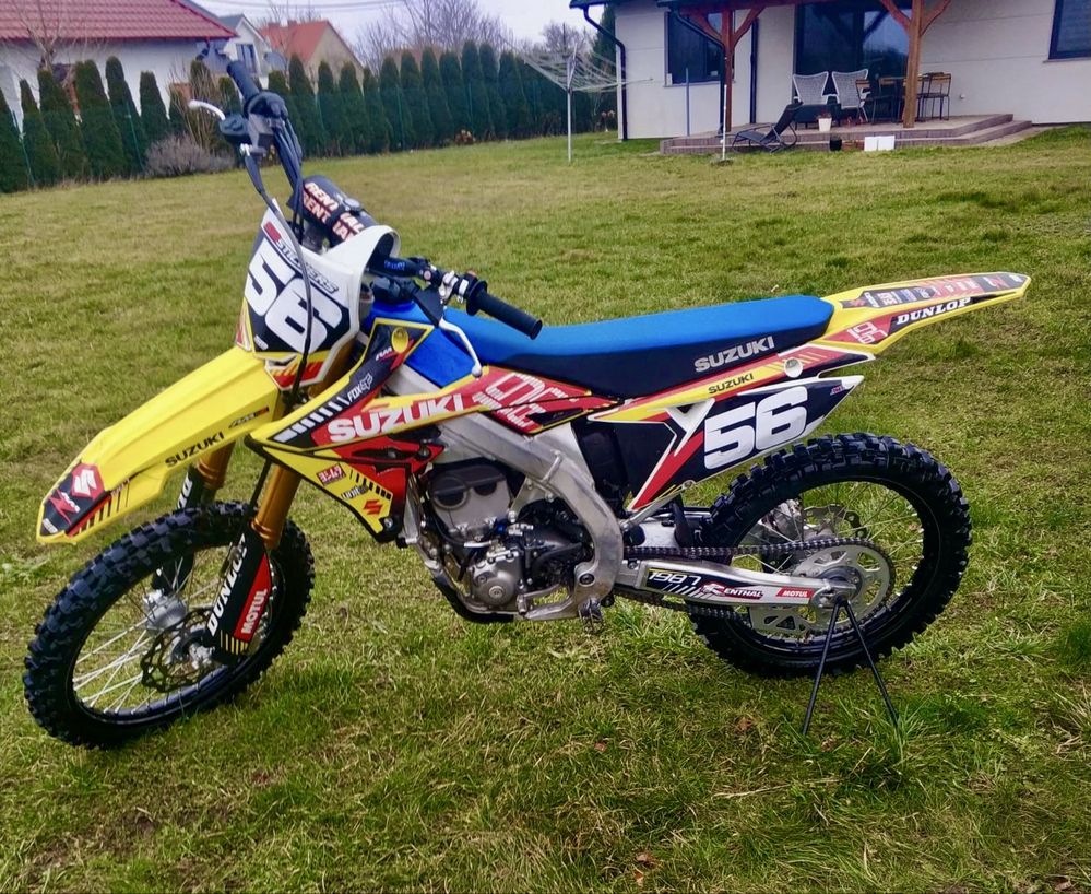 Motor crossowy Suzuki RMZ 250