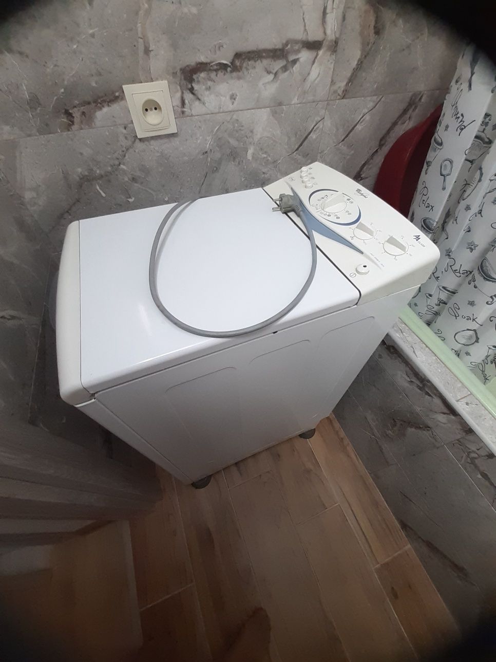 Пральна машина в робочому стані