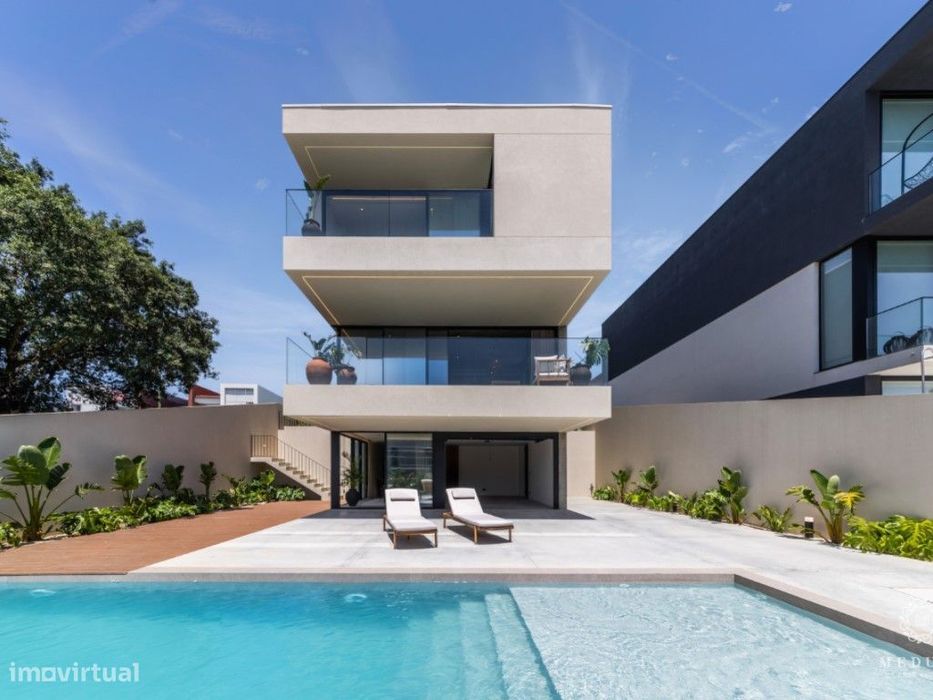 Moradia Independente de Luxo em Maninho - Madalena