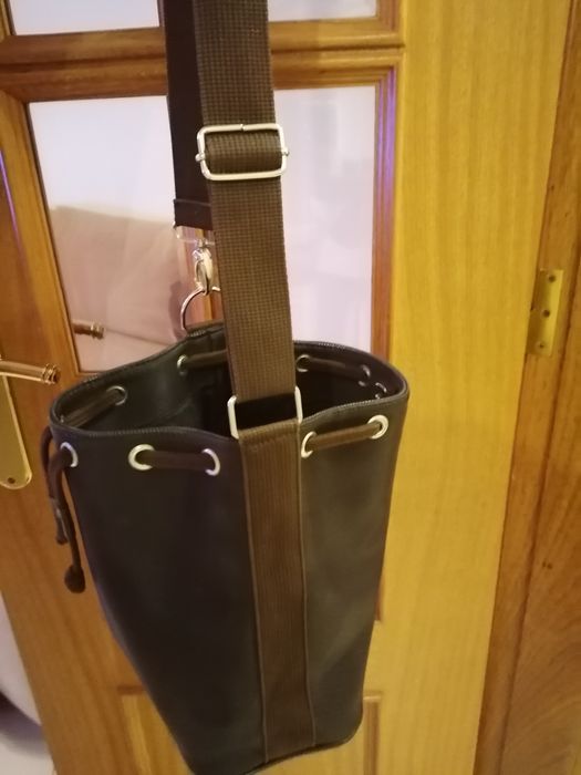 Mala  castanha com alça