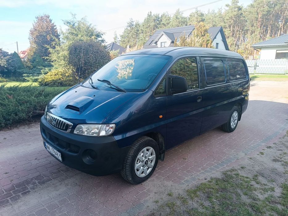 Hyundai H1  Hyundai H-1, 2.5 CRDi, klimatyzacja, 3 osobowy, FV23%