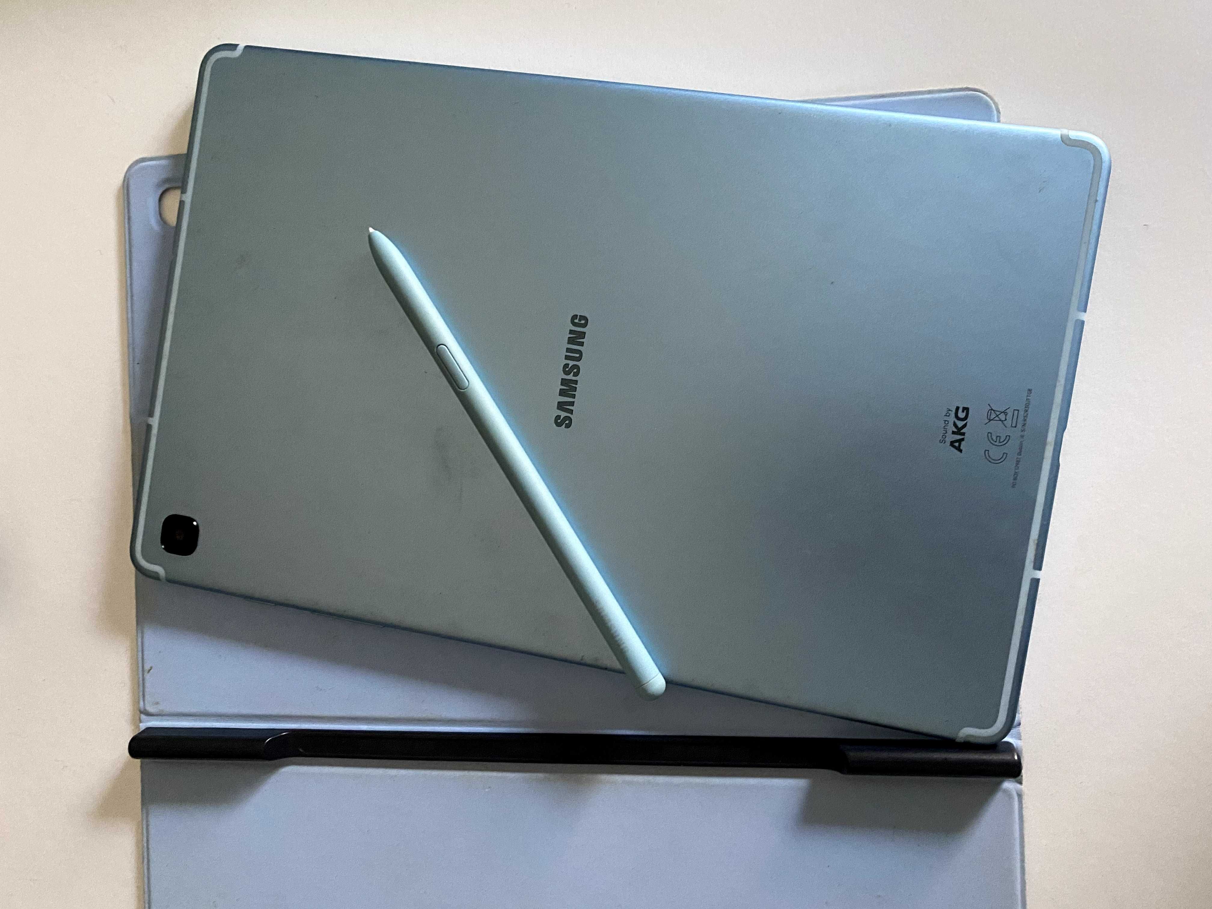 Tablet Samsung S6 lite, 128gb, azul bebé com S Pen e capa magnética