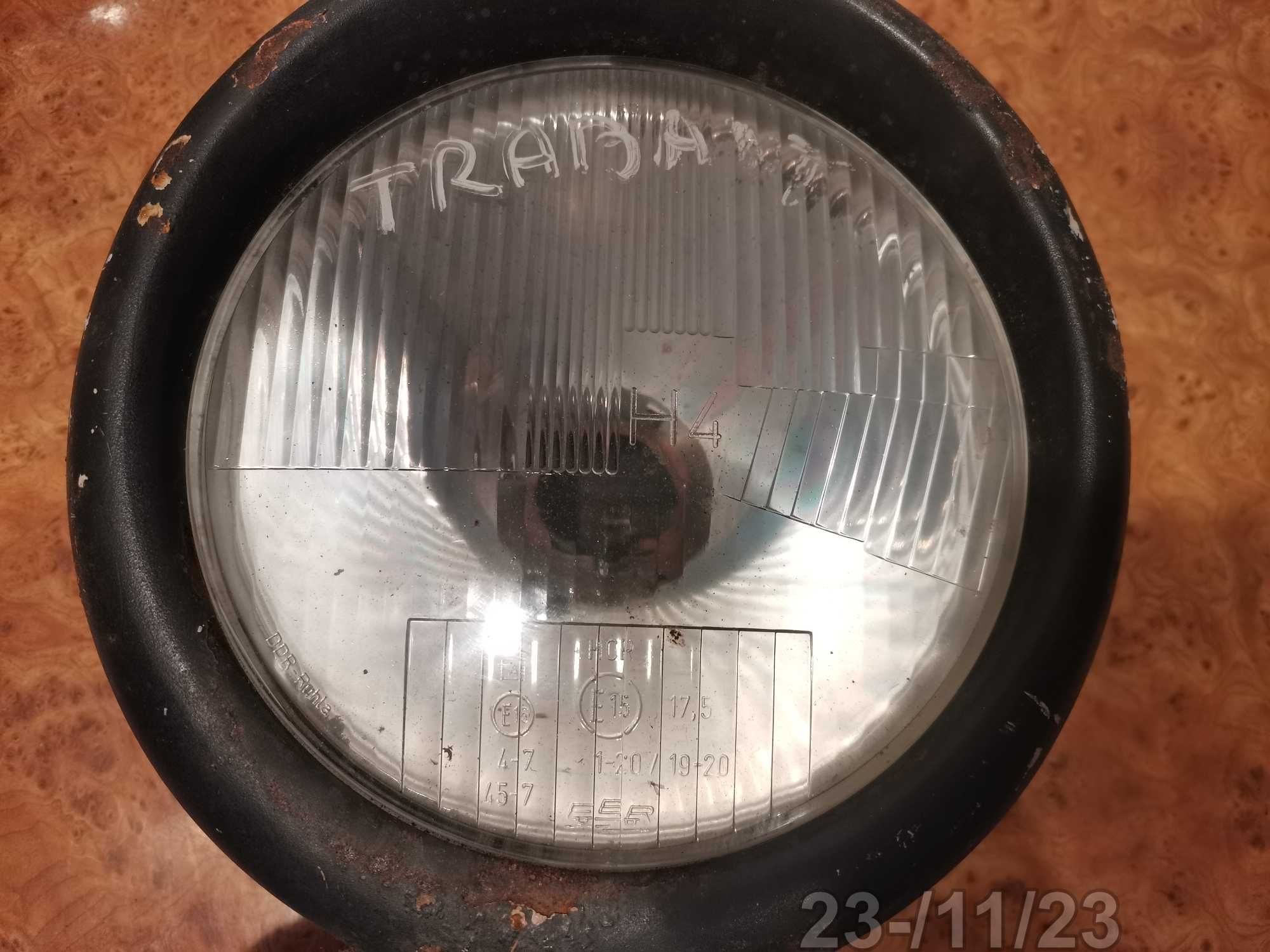 Trabant lampy przód komplet lamp przednich lampa