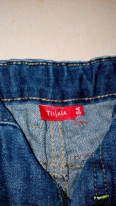 Jeans ganga TisSaia tamanho 9 anos- com estampas- Baixa de preço