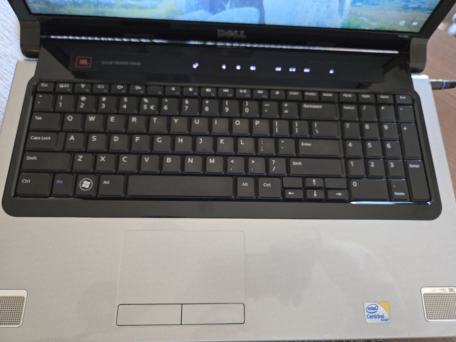Laptop Dell Studio 17 cali