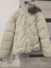 Beżowa kurtka na zimę