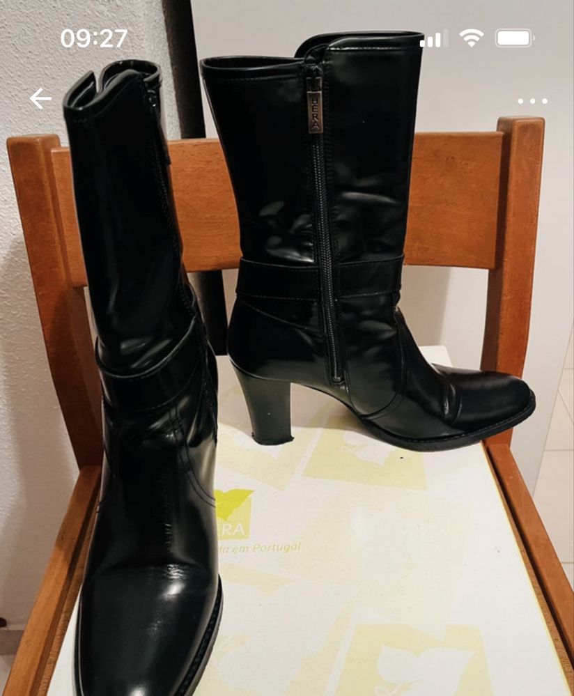 Dois pares de botas da “Era”, nº 38