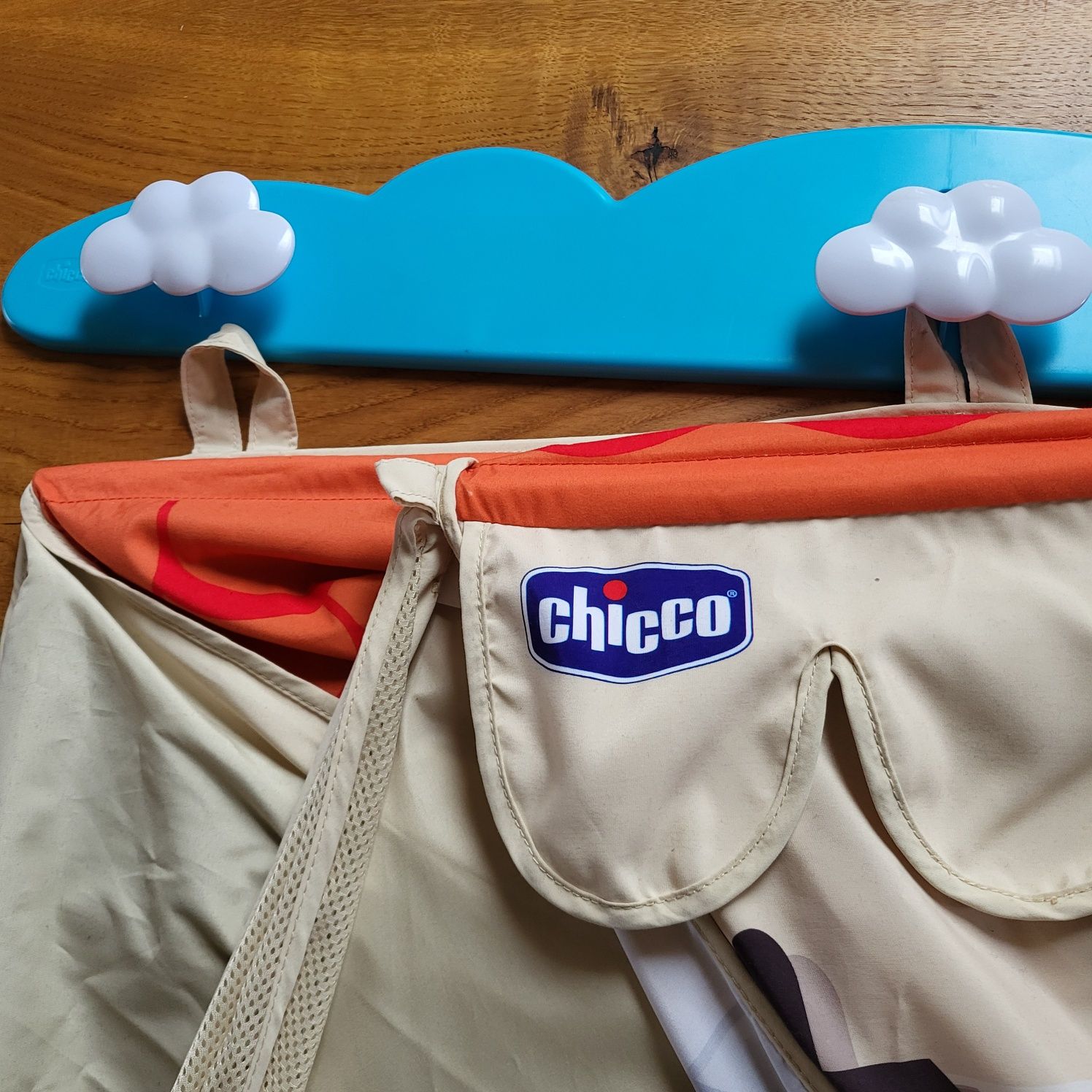Namiot,  domek zabaw Chicco