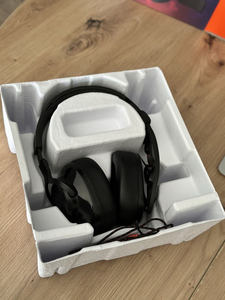 Słuchawki JBL quantum 200 z mikrofonem przewodowe