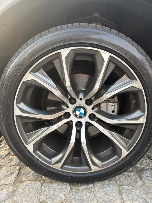 BMW X5 2.5D xDrive 7 Lugares Pack M