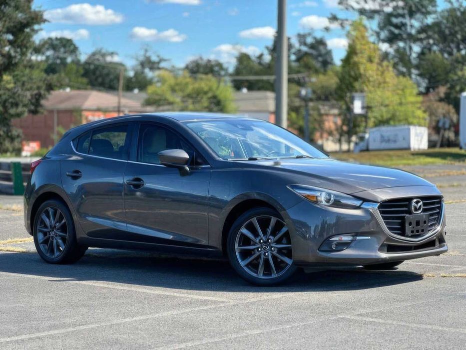 Mazda Mazda3      2018