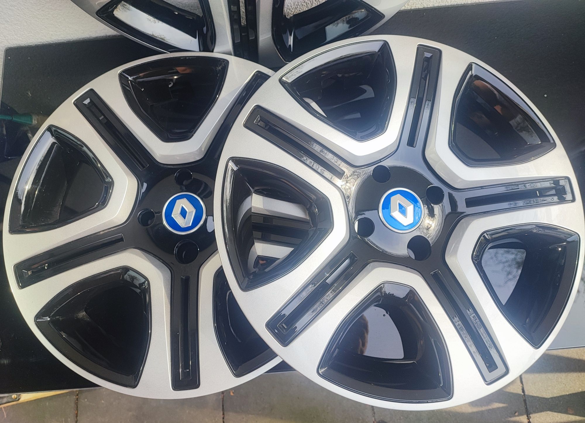 Kołpak Renault oryginalny 16"