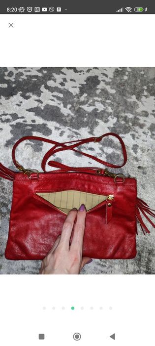 Червона сумка шкіра