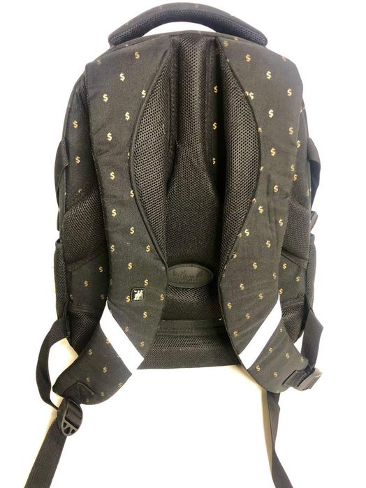 Рюкзак Hash с ортопедической спинкой б/у .