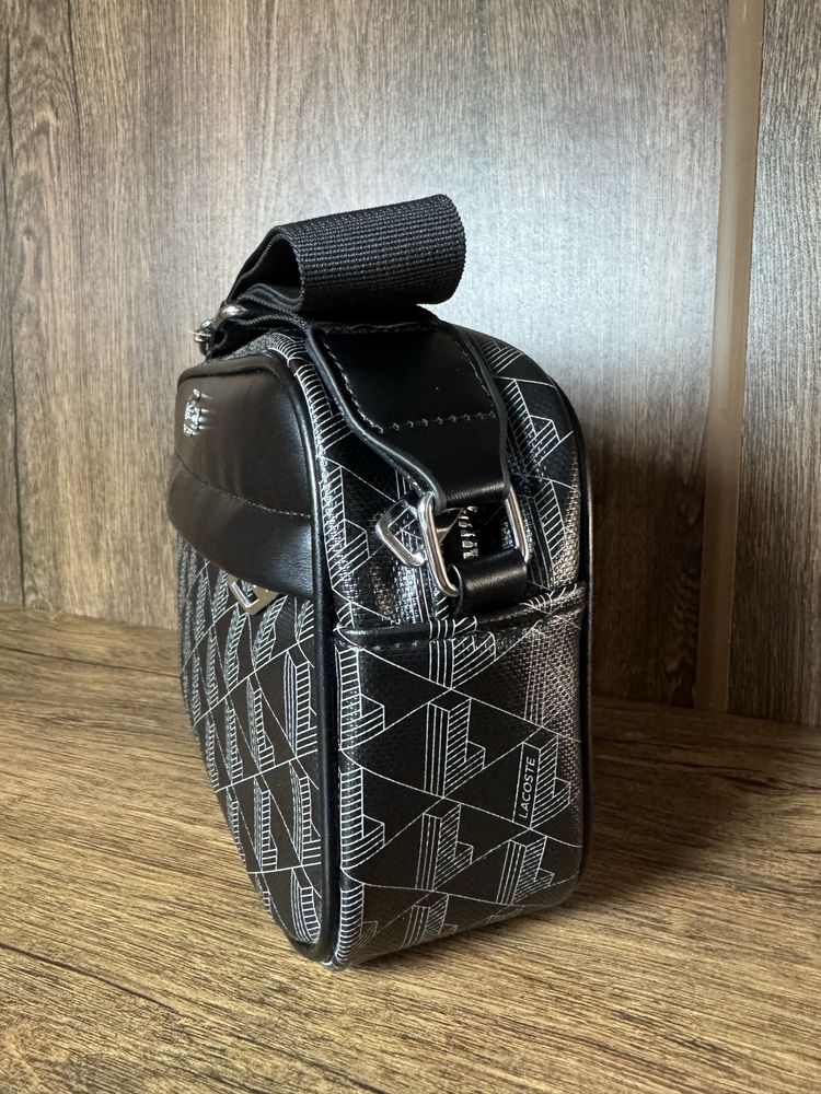 Чоловіча сумка lacoste