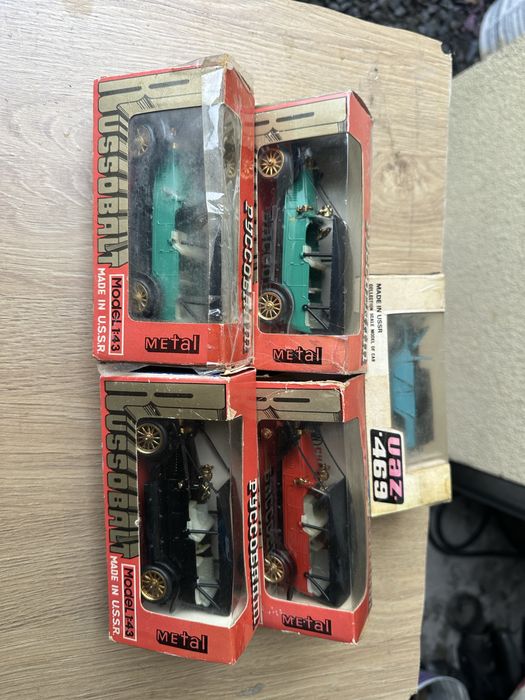 Продам моделі ссср 1/43