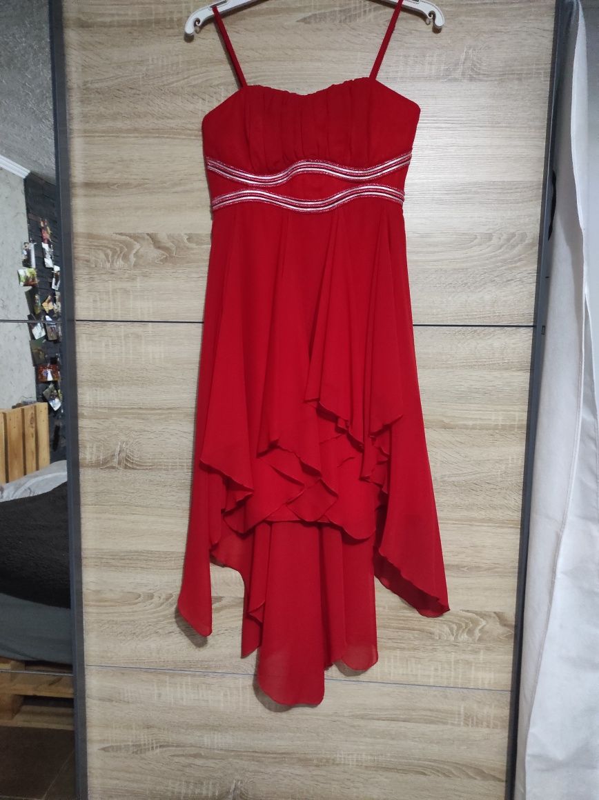 Nowa sukienka  czerwona
