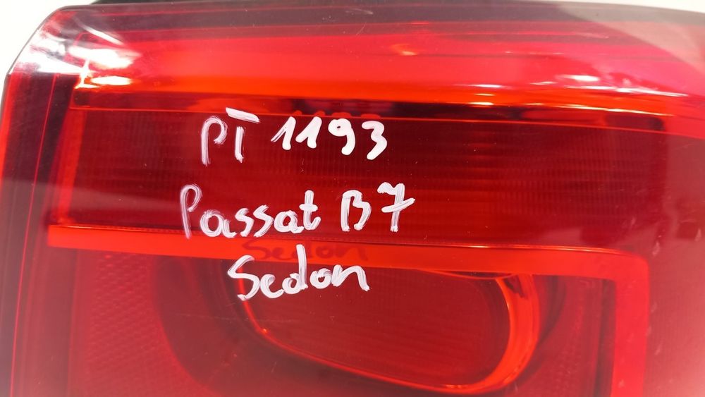 Vw Passat B7 Sedan  Lampa Tył Prawa 3Ae945096F