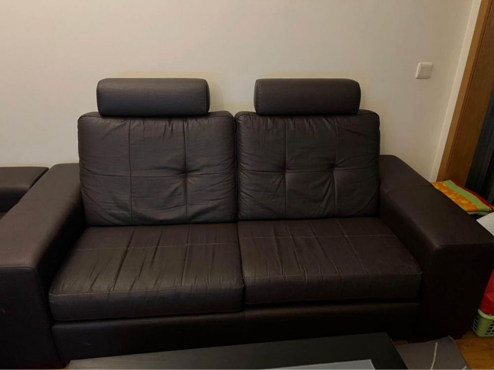 2 Sofas de couro