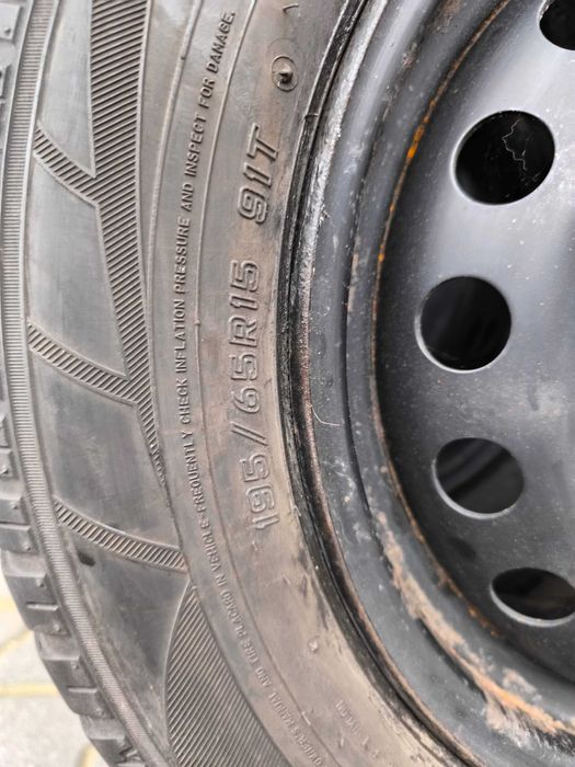 Koła zimowe Citan , Kangoo felgi stalowe 15 cali 5x108 opony Falken