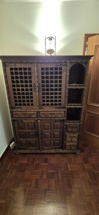 Movel de Sala de apoio - Bebidas/Livros