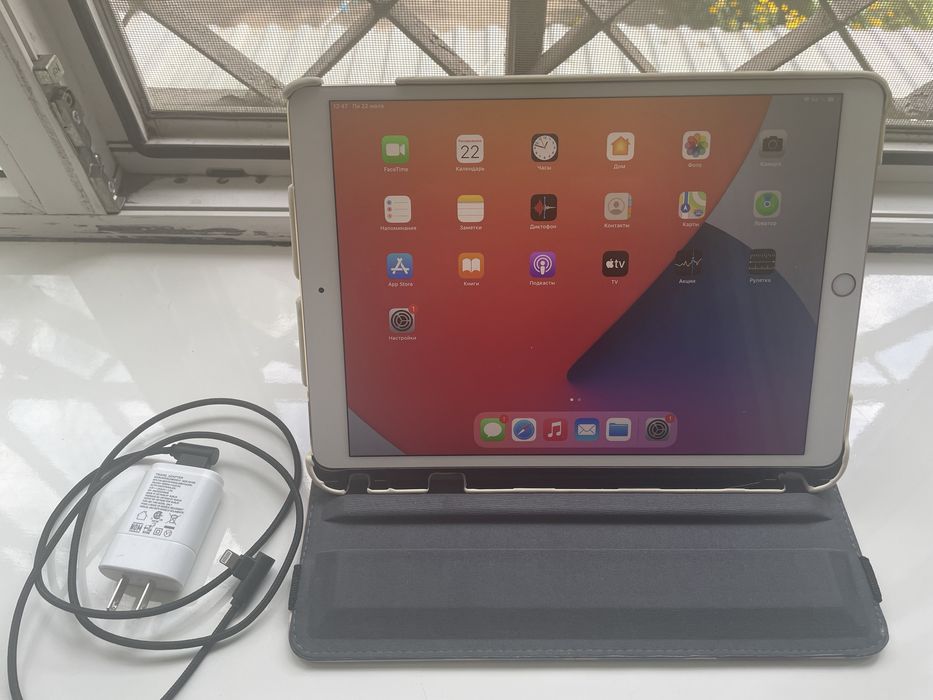 Планшет Apple Ipad Pro 10,5 lte ios 14 BH 100%