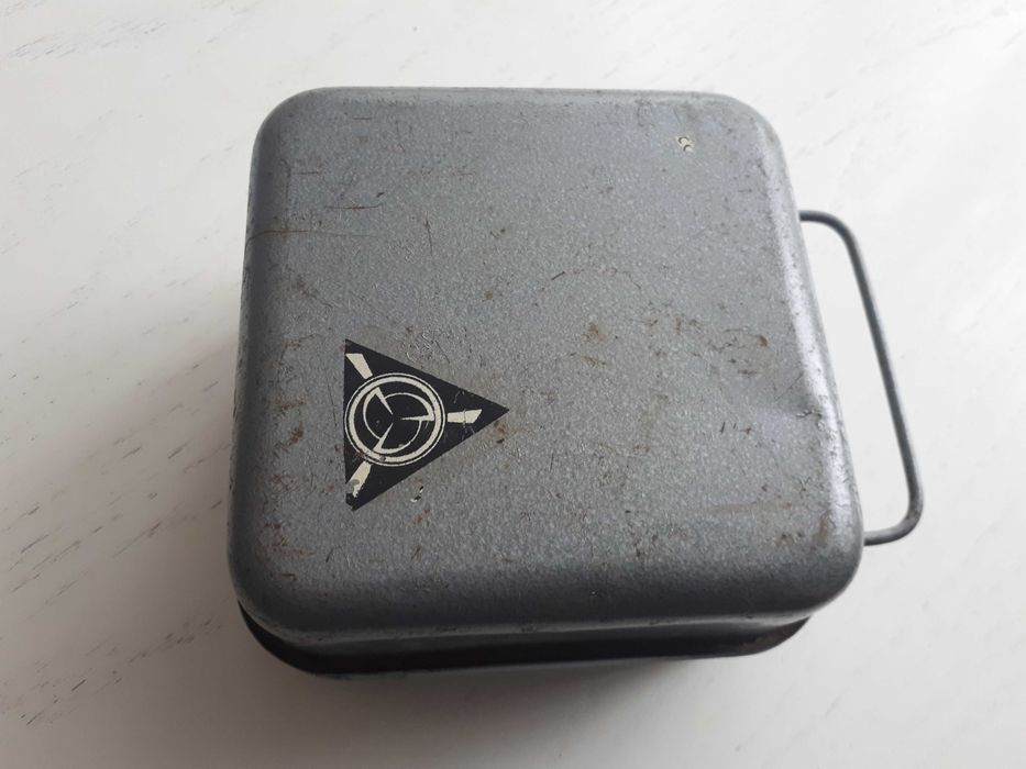 Kuchenka turystyczna z ZSRR w pudełku