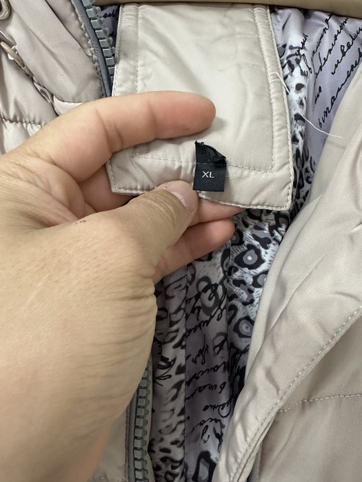 Продам зимову жіночу куртку