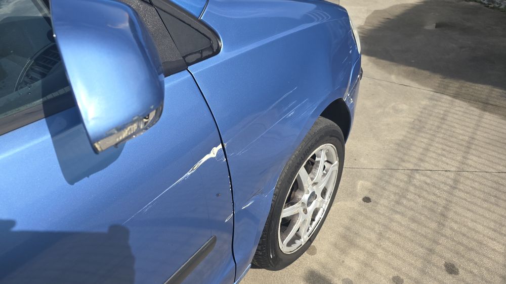 Polo 2005 com 215 mil km