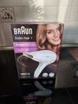 Nowa suszarka firmy braun 1800 W