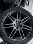 Vendo jantes 17 furacao audi com pneus