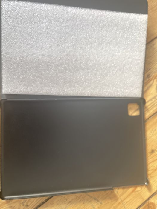 Etui na tableta sprzedam