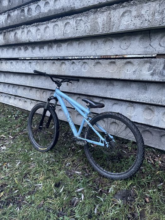 велосипед Gt chuker dirt fr , marzocchi , avid , rtuvative