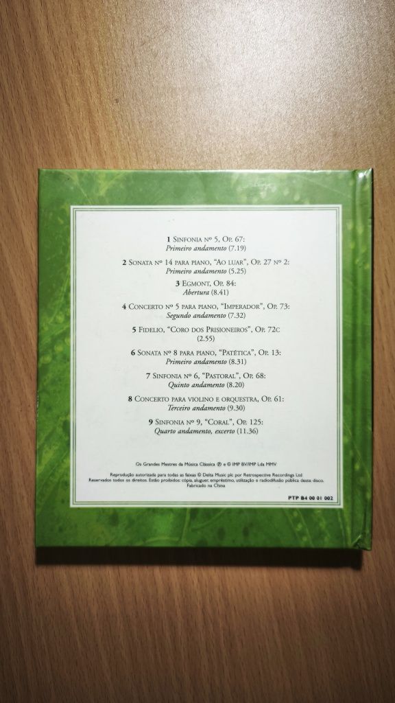 2 CDs de música clássica (Beethoven e Chopin)