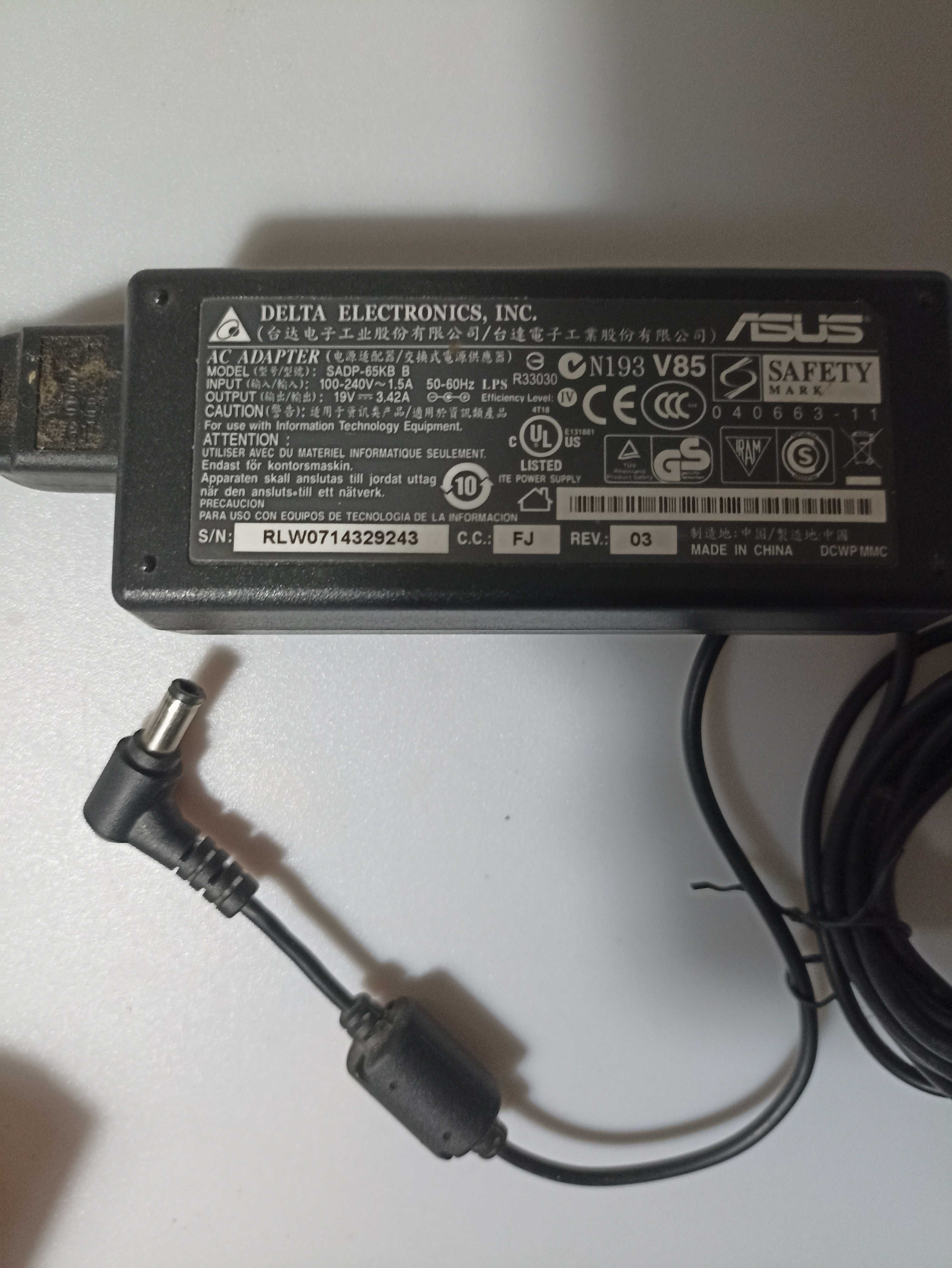 Originalny zasilacz 65W ASUS +3-pin przewód.