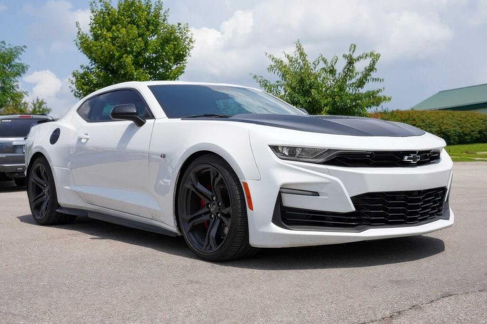 Chevrolet Camaro 1SS Coupe      2020