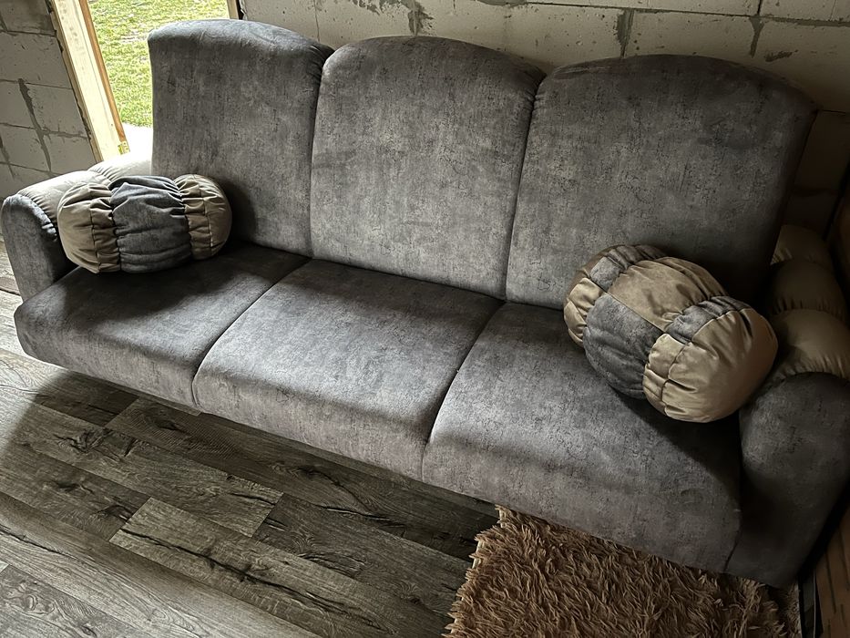 Продам диван новий