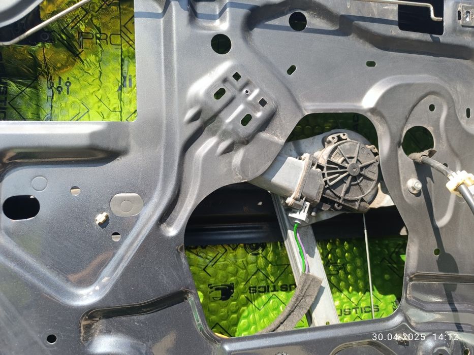 Рено логан мсв 1  ,1.6 бензин газ