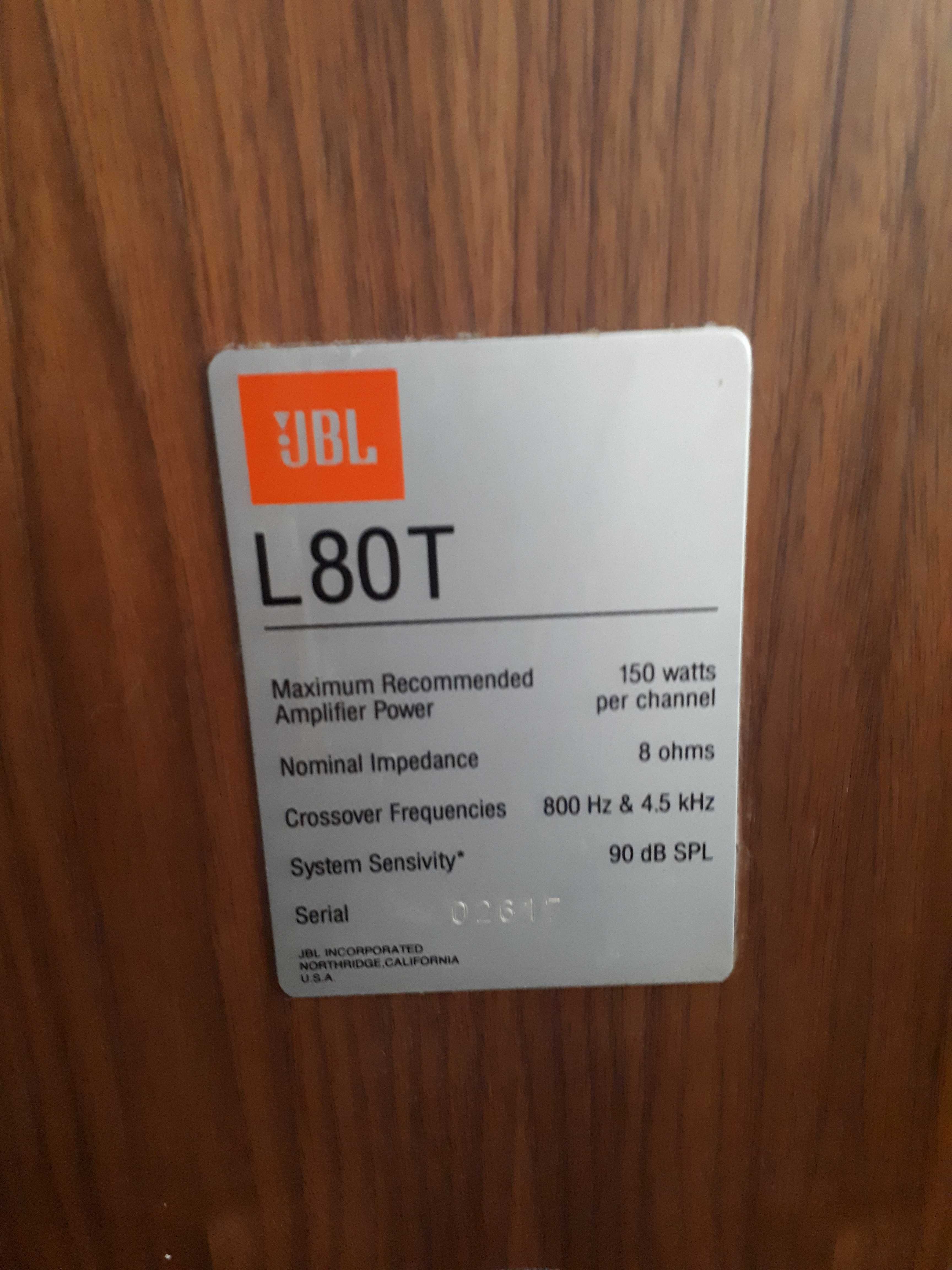 Colunas de chão da JBL modelo L 80T