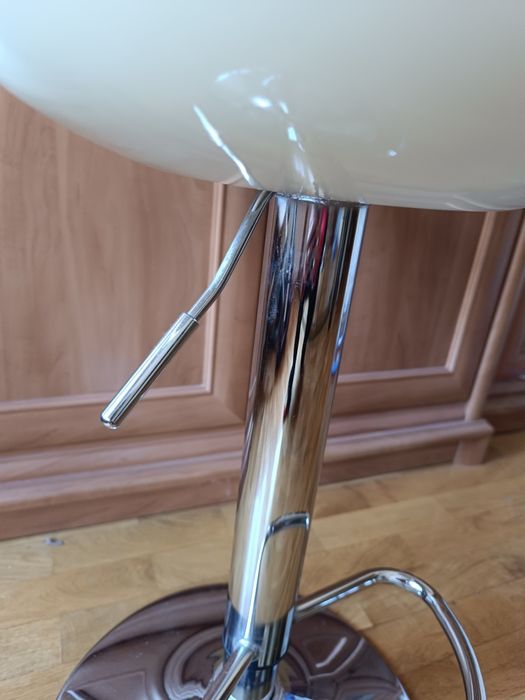 Hoker Stołek obrotowy regulowany - Krzesło obrotowe barowe