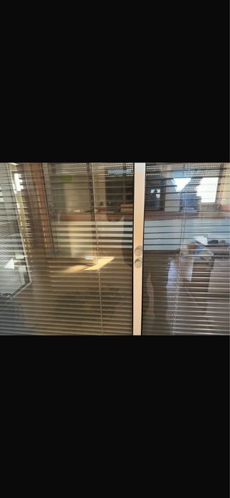 Janelas/divisoes vidro com estores