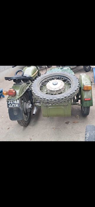 Продам мото урал с документами.кпп урал с задней!!.работает хорошо!
