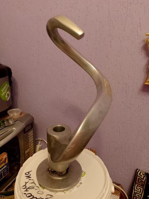 Крюк для тестомеса