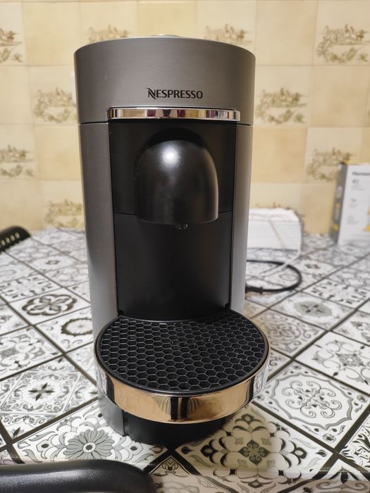 Nespresso vertuoPlus automática